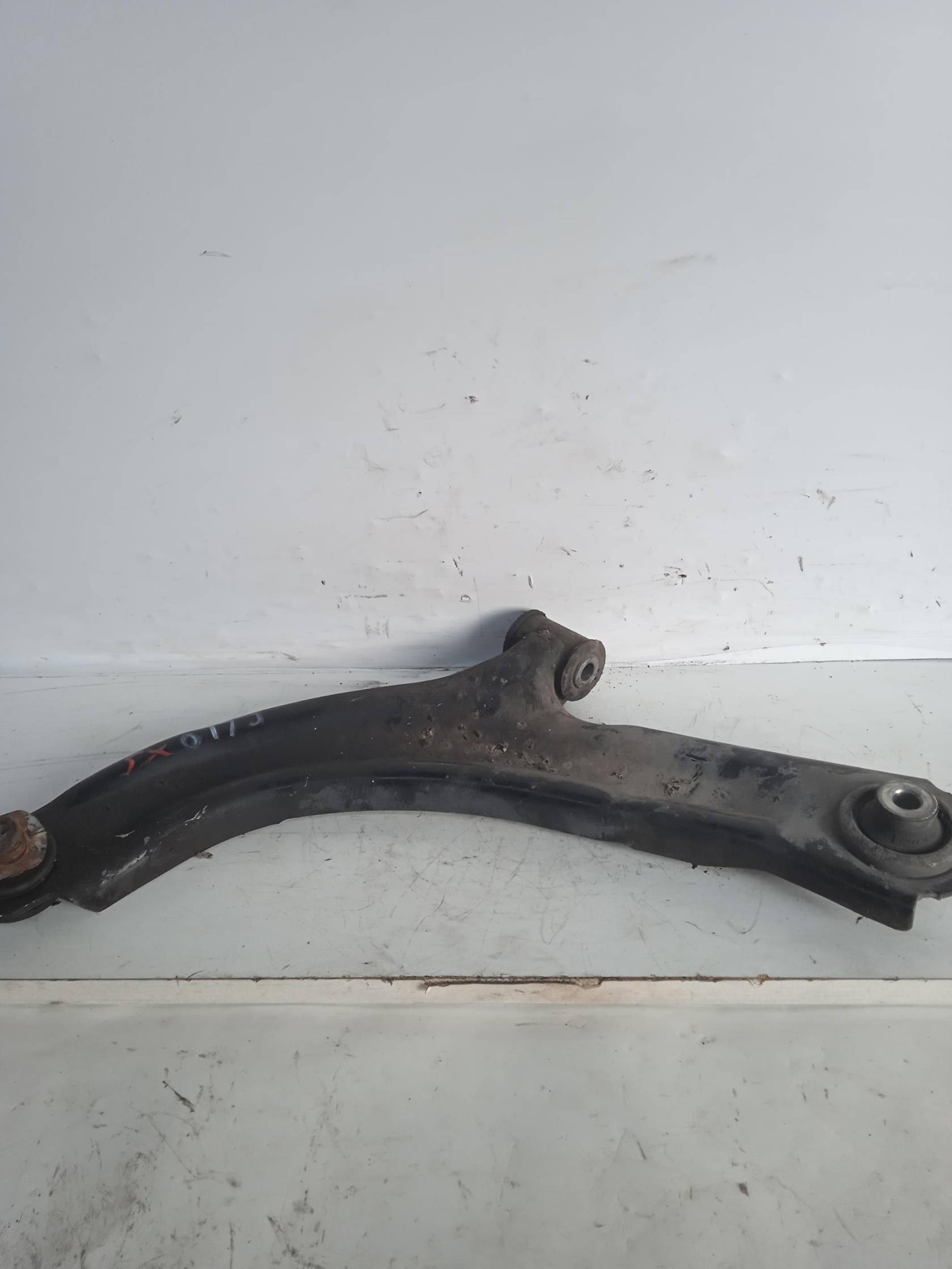 Braccio oscillante sosp. ant. sx.